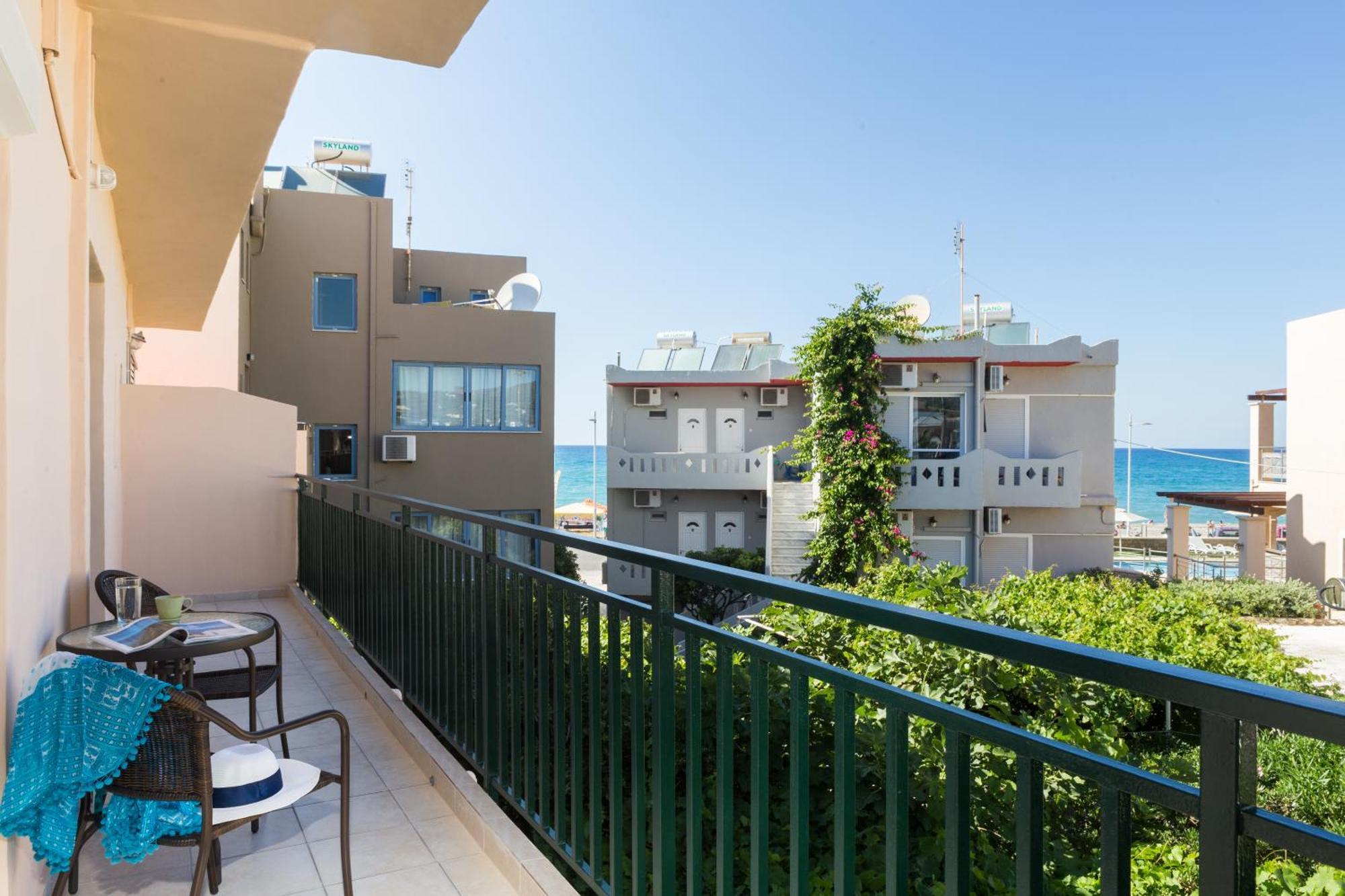 Anemi Blue Apt, Suitable Up To 4, Near The Beach! Rethymno Esterno foto